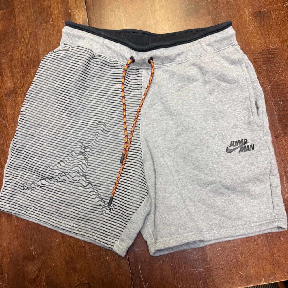 Jordan Jumpman Fleece Shorts Mens Size Small Grey Graphic DJ0186-091